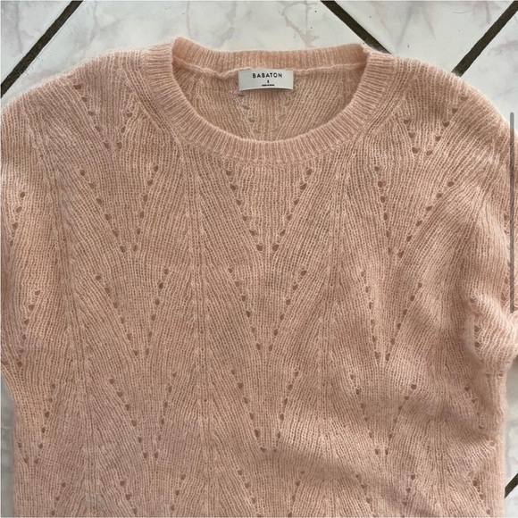 Aritzia Babaton Sweater - NWOT - Picture 3 of 6